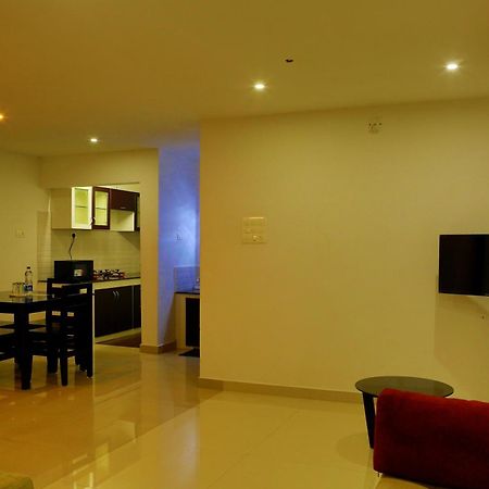 Sara Hotels And Apartments Nedumbassery Cameră foto